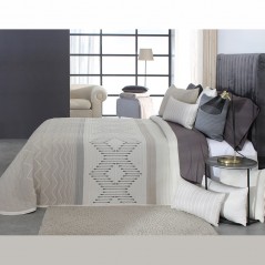 Cuvertura de pat moderna cu model geometric pe crem si ivoire